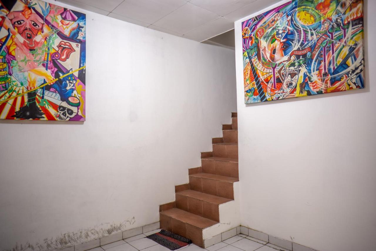 Zenrra Backpacker Hostel Bandung Exterior photo