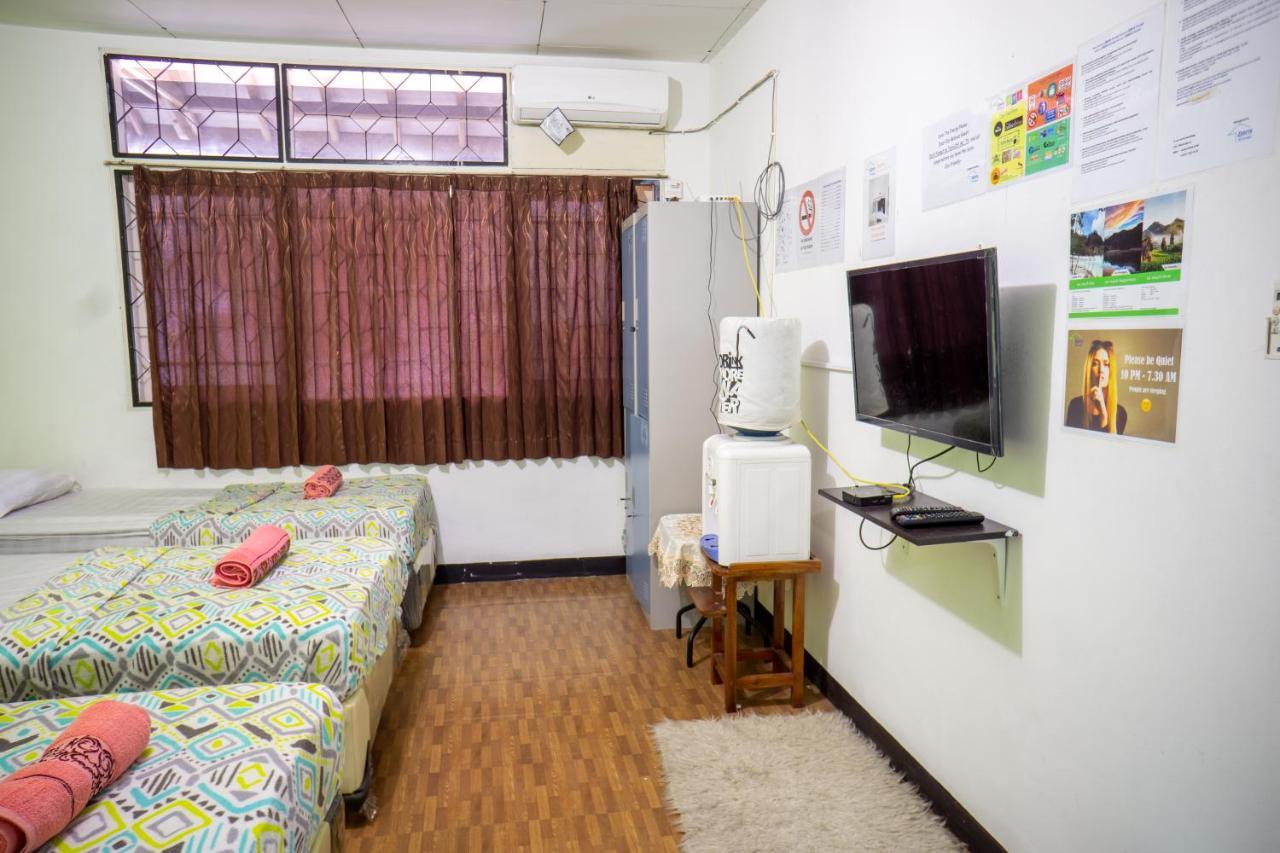 Zenrra Backpacker Hostel Bandung Exterior photo