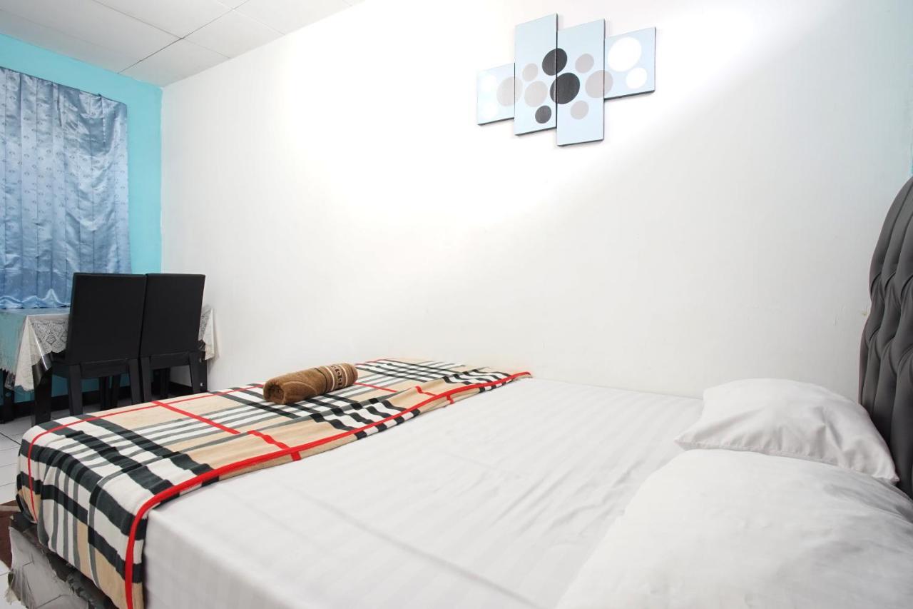 Zenrra Backpacker Hostel Bandung Exterior photo